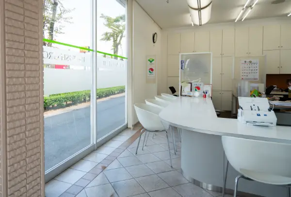 株式会社ブルーアローの社内